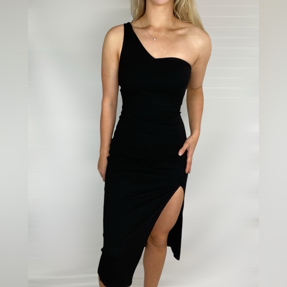 LULUS Chic Show Ribbed One Shoulder MIDI Dress Stretchy Casual Gojng Out Party - Picture 2 of 6